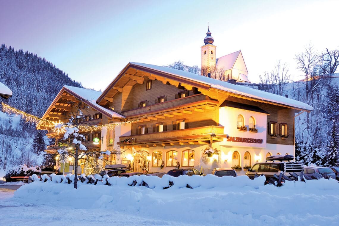Hotel - Salzburger Hof - Dienten - Bilder - Hotel - Außenbild - Winter