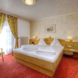 zimmer-dienten-2-raum-familienzimmer-4
